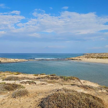 Cozy Seaview Glamping Caravan HaBonim Exterior photo